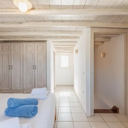Theon - Exclusive Luxury Sea View House!