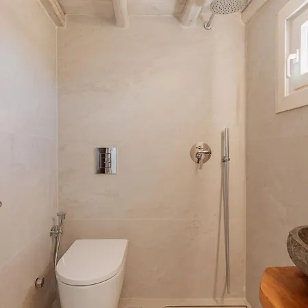 Theon - Exclusive Luxury Sea View House!